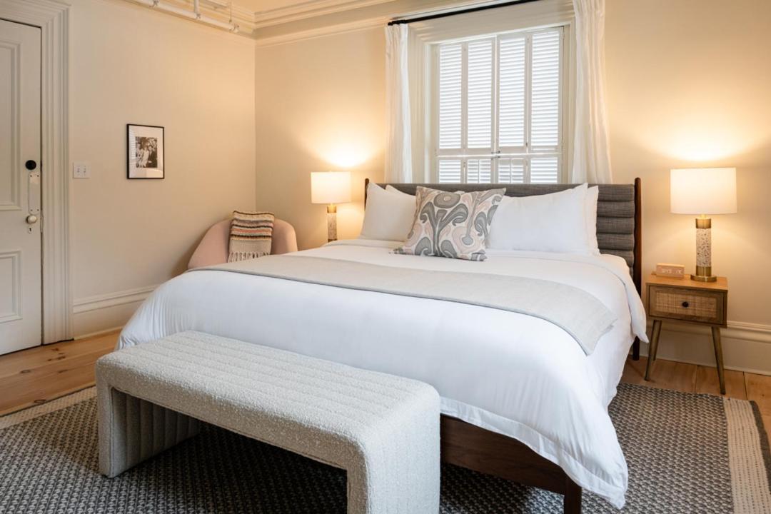 The August House Hotel Windsor Ngoại thất bức ảnh